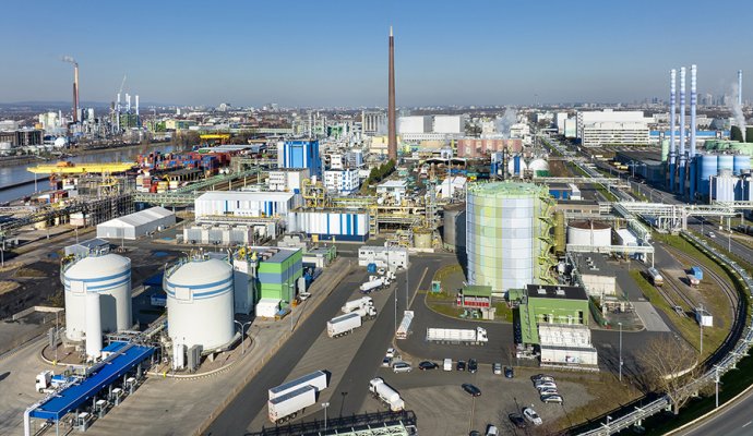 无线充电赋能物流穿梭车:鲁渝能源打造高效仓储新纪元