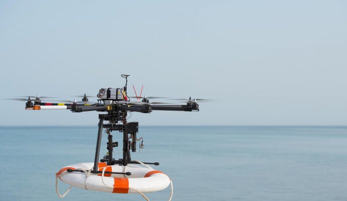 不止于充电：鲁渝能源无人机无线充电模块的智能化进阶之路